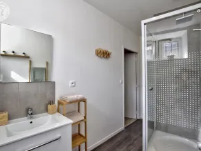 Moderner Komfort in einer historischen Wohnung in Saint-Galmier - Image 3