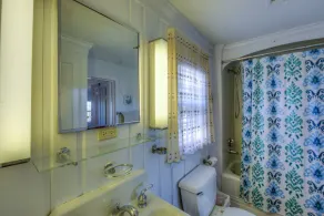 Charming Cape Cottage—Ocean Views Private Beach - Image 4