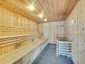 Spacious Lake Charlevoix Condo | Downtown Charlevoix | Pool, Hot Tub, Sauna - Image 2