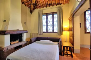 Angenehme Wohnung für 2 Leute mit Klimaanlage, Pool, TV und Panoramablick, bei Siena - Image 4