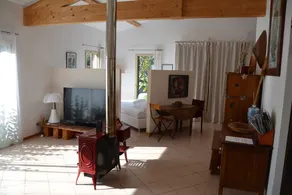 Vivienda unifamiliar climatizada de 60m2 con jardín. - Image 4