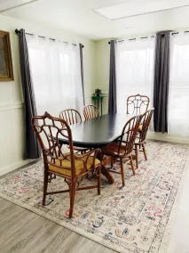 The Club House - Suite 101 - Image 5