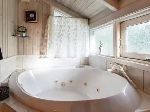 7 Person Holiday Home in Hals - Image 5