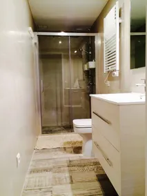 Belle petite villa de luxe avec de superbes vues sur la mer - Image 3