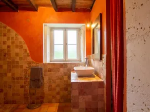 Charmante maison en pierre avec piscine privée chauffée - Image 3