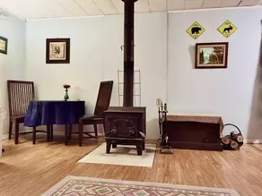 Cozy family cabin in the forest - Image 4