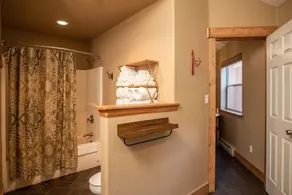 Mt. Elbert Chalet at Creekside Chalets - Image 4