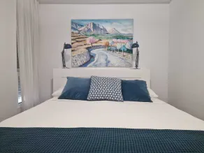 EL ÚNICO apartment with art - Image 5