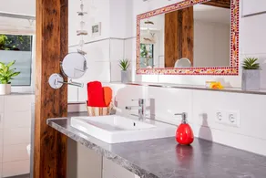 Beautiful 100 m² vacation apartment in a renovated farmhouse in the countryside - Image 3