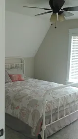 Lakehouse Available For Rent, Rest And Relaxation - Image 5