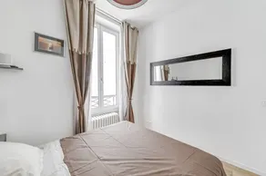 Paris Opera Vendome Apartment - Image 5