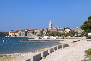 Treværelses lejlighed med terrasse Pirovac, Sibenik (A-20011-b) - Image 3