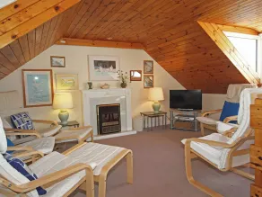 8 Church Street, SALCOMBE - Image 2