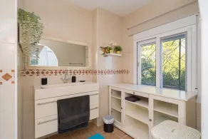 Casa in ambiente tranquillo per rilassarsi e godersi la famiglia - Image 2