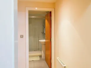 4 bedroom accommodation in Red Wharf Bay, Anglesey - Image 2