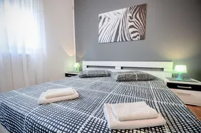 HOLIDAY HOME \"NOVAKI\" WITH PRIVATE POOL TO 5 PERSON - Image 4
