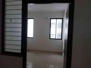 1room & kitchen with small balcony, full of sunlight & wind - Image 3