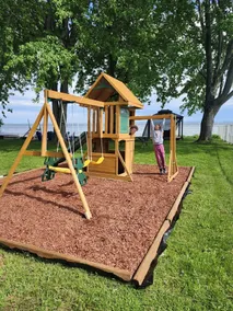 Lancaster Waterfront Retreat - Image 4