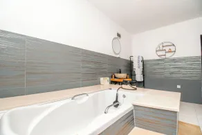 Apartments and Room Napoli - Image 4