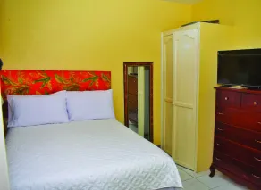 Unity Villa Three bedroom Apt. with Cable/ free wifi,Close to beach. - Image 3