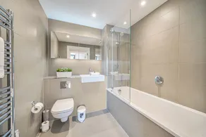 Roomspace Serviced Apartments - Churchyard Row - Image 3