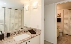 Luxurous Island Living at Excelsior Beach to Bay, Siesta Key, America's #1 Beach - Image 2