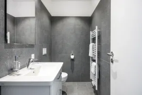 Top-apartment mit Galerieschlafzimmer, Dachterrasse und Einmaligem Hafenausblick - Image 4