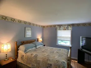 Guest Cottage on Country Estate - Image 3