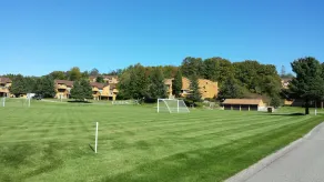 Harbor Springs -Trout Creek Unit  84, spacious 1700, VERY CLEAN, Building 12 - Image 2