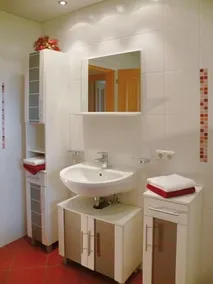 Per famiglie, 64m² luminoso ampio appartamento in una posizione tranquilla e soleggiata - Image 3