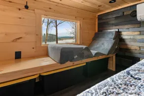 Lake James Cozy Cabin.  Waterfront! - Image 3
