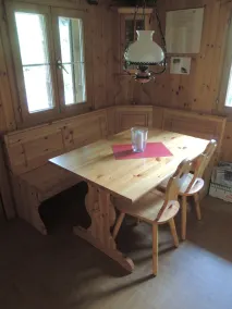 Lovingly furnished Alphüttli - Image 3
