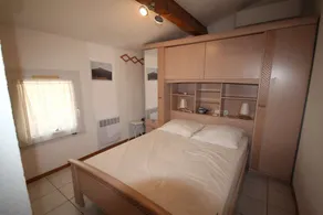 Beautiful air-conditioned corner villa, sleeps 5, in a secure residence with swimming pool, 400... - Image 5