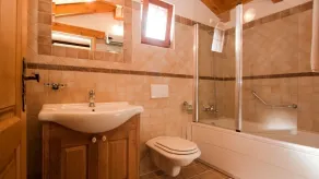 Authentische Villa Ulika mit Pool und Whirlpool - Image 3