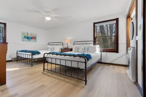 Door County Waterfront Cottage | 180' Shoreline | Sleeps 10 + Bunkhouse - Image 4