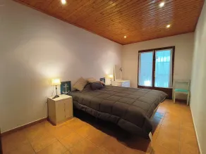 Haus mit Garten und privatem Pool. 6 Meter Bootsverleih Option. - Image 4