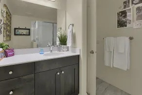 NewLux Nouvel Appartement⭐️ WiFi Rapide⭐️ 4K HDTV⭐️ Hill AFB - Image 3