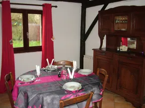 Old plum oven, single storey, independent, 1 bedroom, enclosed garden - Image 4