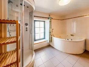 Stone Cottage with Sauna & Hot Tub near Cave of Lorette in Rochefort - Image 4