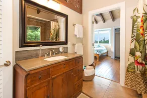 Penthouse Living in Beautiful Lanikai – 2 Bedrooms, 1 Bathroom, Ocean Views - Image 3
