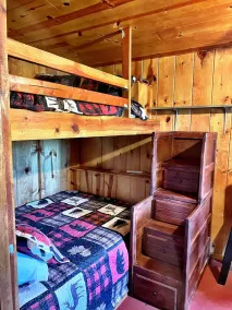Rustic Crown King Cabin Pet Friendly -Large secluded fenced in yard  - Image 5