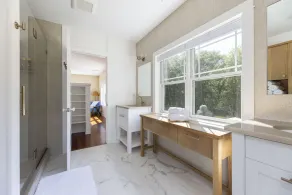 Incroyable maison de plage dans les bois avec piscine et jacuzzi - Image 3