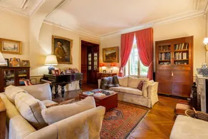 Chateau De Flora - Six Bedroom Castle, Sleeps 13 - Image 5