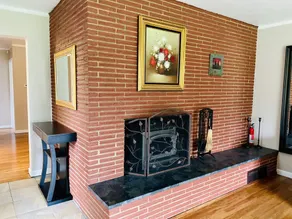 Hyggeligt hus m / anlagt have og en bjergkig - Image 2