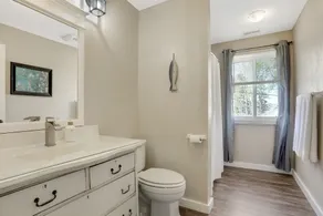 Lake Views: 2nd-Story Guest Suite with Private Entrances/Yard/Parking - Image 3