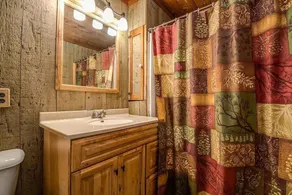 Hocking Hills secluded Mayapple Cabin - 8 miles from Cantwell Cliffs! ~Hot Tub~ - Image 4
