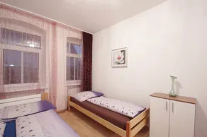 Raisa 4 værelser Terrasser Lejlighed med have - Image 4