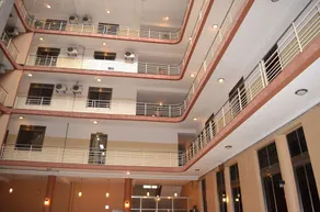 Hotel Triangle - Image 3