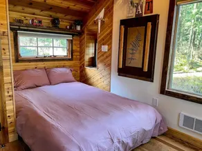 Heron's Nest Treehouse · Cozy and Beautiful Island Treehouse with cedar hot tub - Image 3