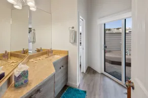 Ocean view easy access to Doran Beach, Golf  course and  Bluewater Bistro. - Image 2